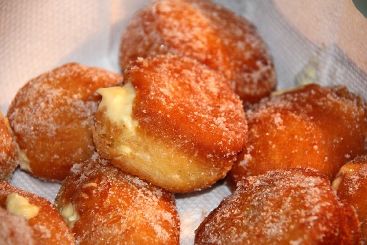 zeppole