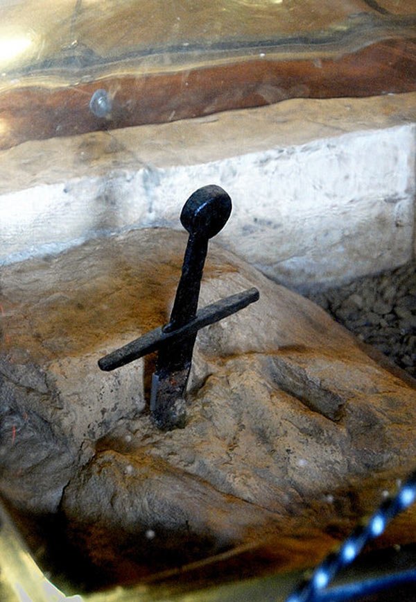 the sword in the stone san galgano